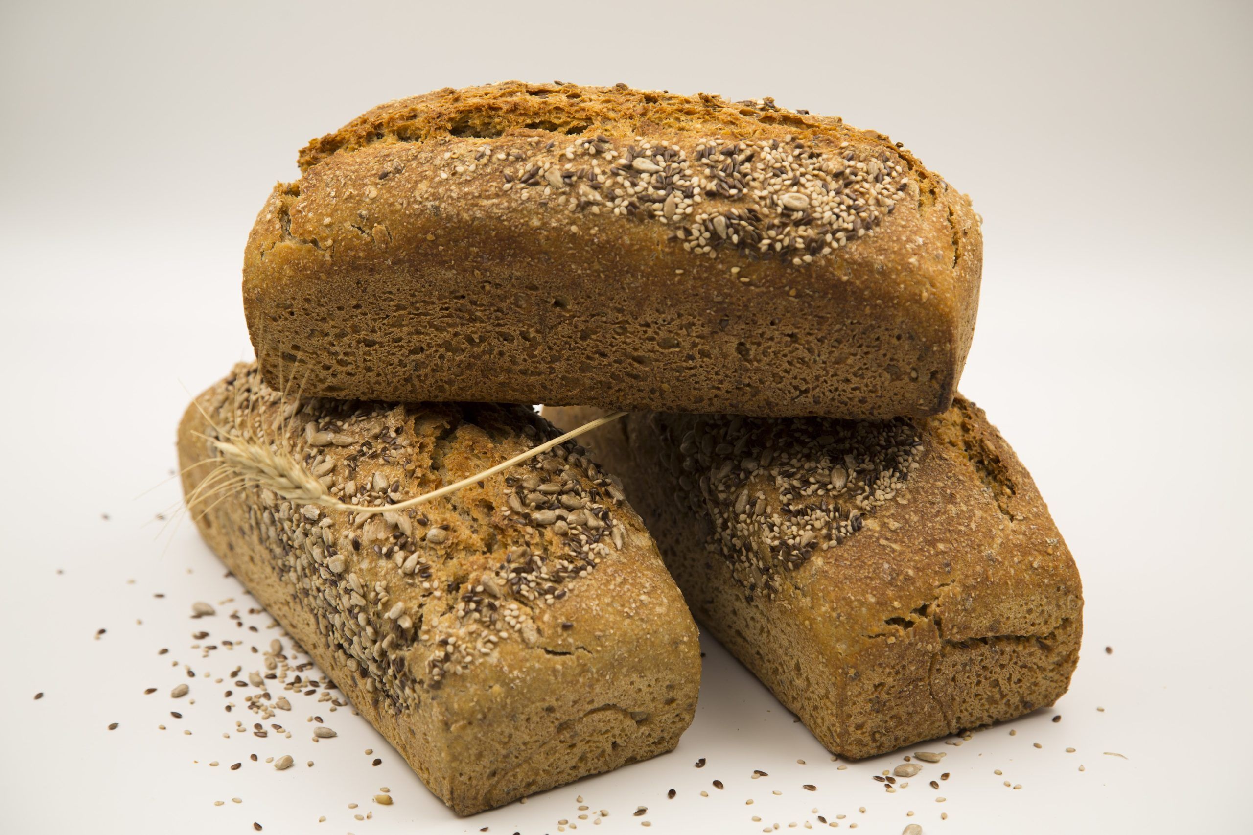 Pan integral trigo y semillas